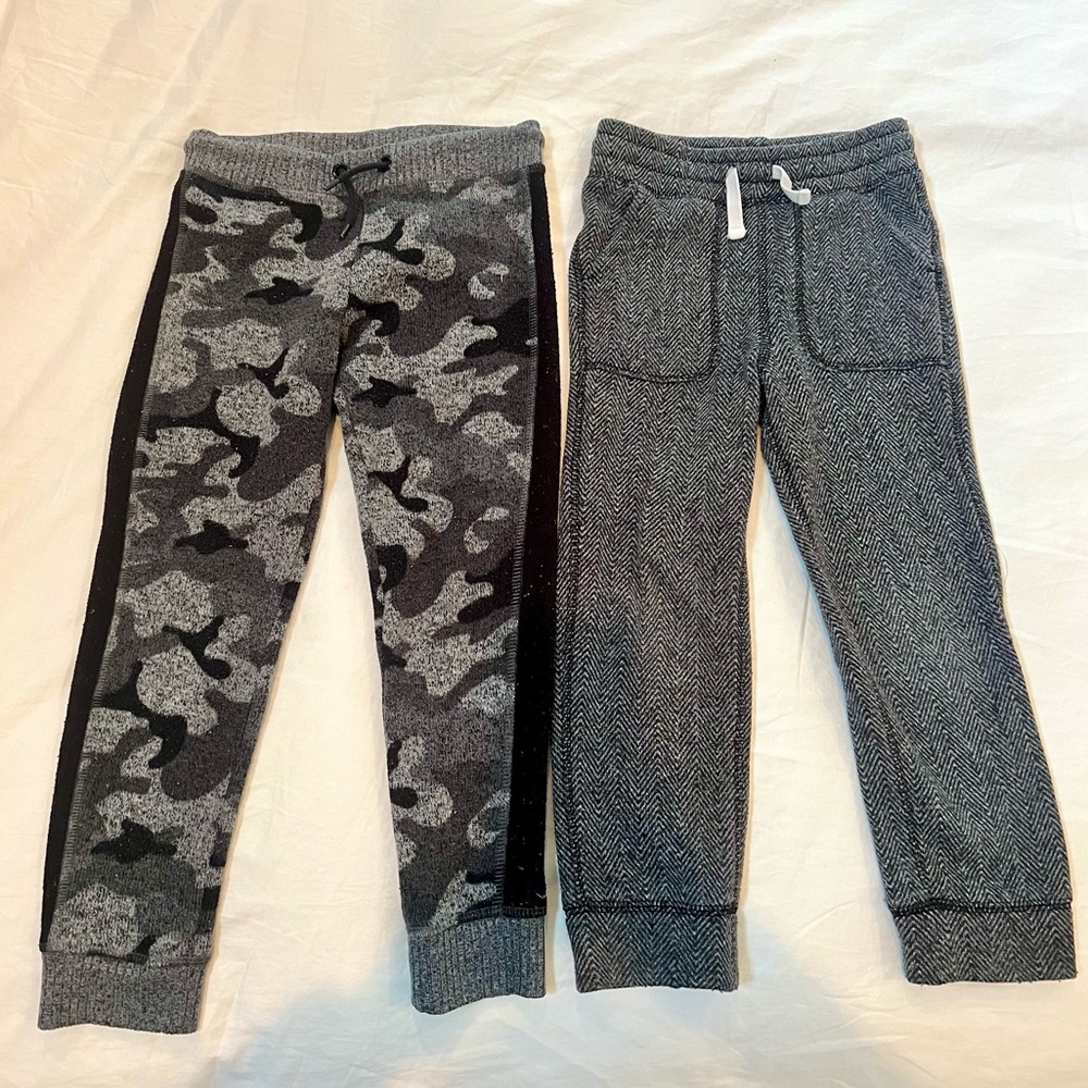 Bundle of joggers